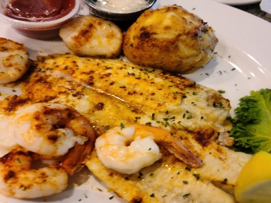 Coins Pub & Restaurant