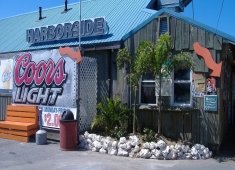 Harborside Bar & Grill