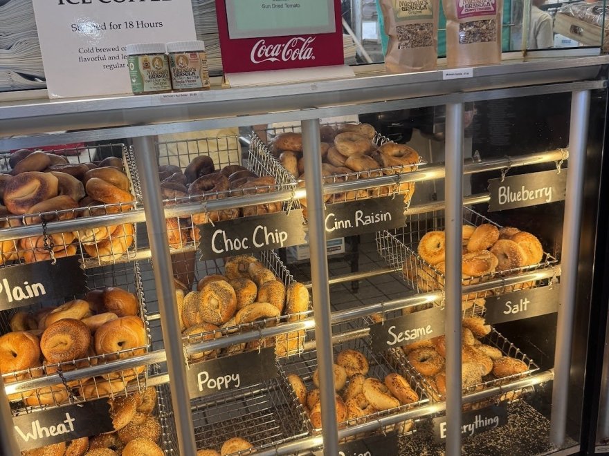 Über Bagels & Deli