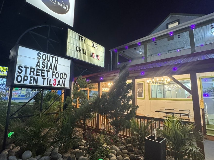 Everest Kitchen